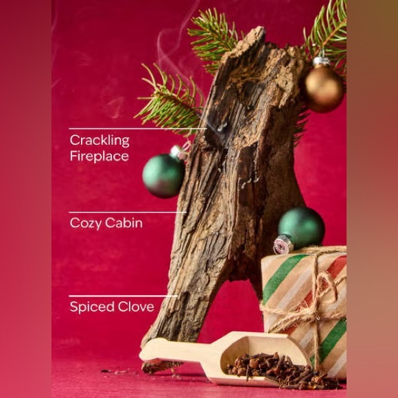 NIB Bath & Body Works “Christmas Cabin” 3-Wick Candle. - Picture 2 of 4